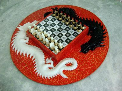 Tabuleiro de xadrez chinês com vetor de personagem de ilustração de  lanternas